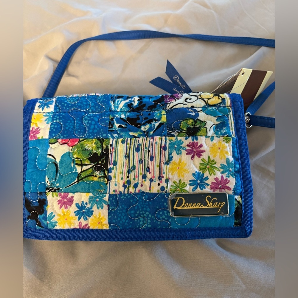 Donna Sharp NWT
Blue Patchwork Women's
Clutch sho… - image 2